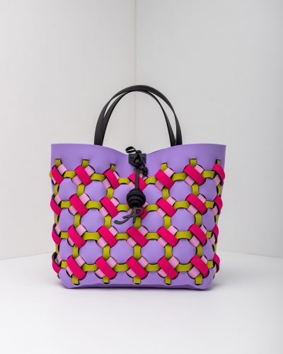 Una borsa lavabile effetto neoprene della collezione Saint-Tropez di APbag, modello Shopping