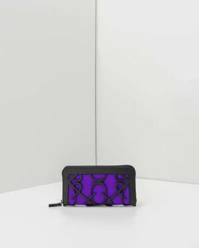 APWallet di APBag – Portafoglio lavabile con chiusura zip esterna e logo monogram<span> - </span>viola