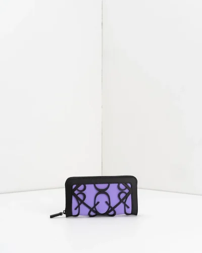 APWallet di APBag – Portafoglio lavabile con chiusura zip esterna e logo monogram<span> - </span>lilla